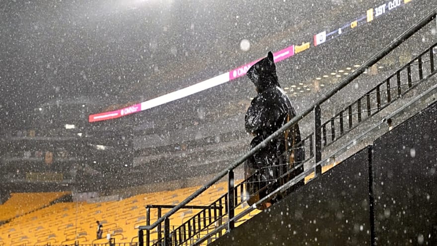 Brutal Weather Forecast Has Tickets For One NFL Matchup On Sunday Plummeting To Just $17