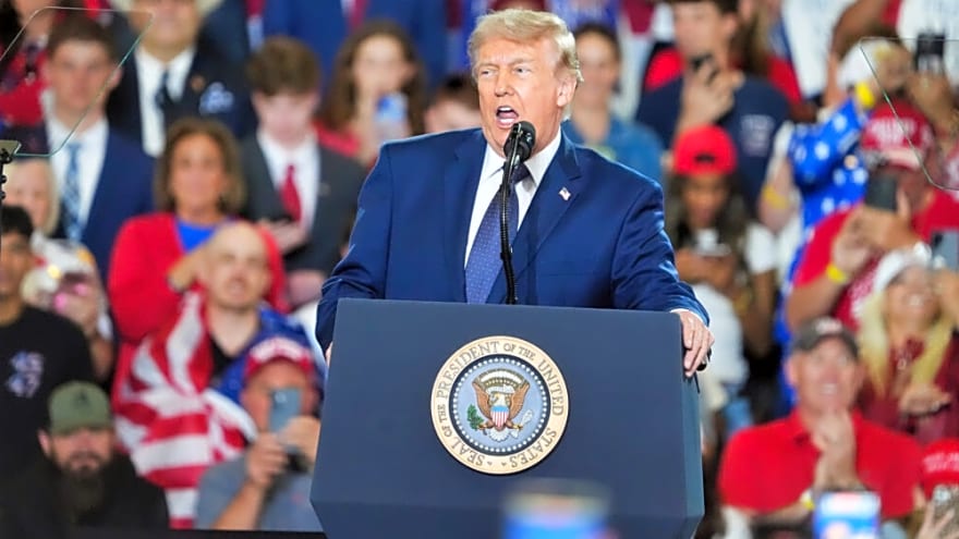 President Trump Reveals What Jaxson Dart Whispered To Him At Rally
