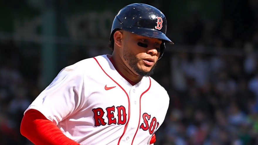 MLB Analyst Calls For Willson Contreras Suspension After Intentional Slide