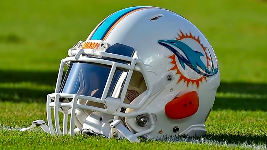 Dolphins HC Jeff Hafley Suffers Ultimate Embarrassment At Monday’s Press Conference 