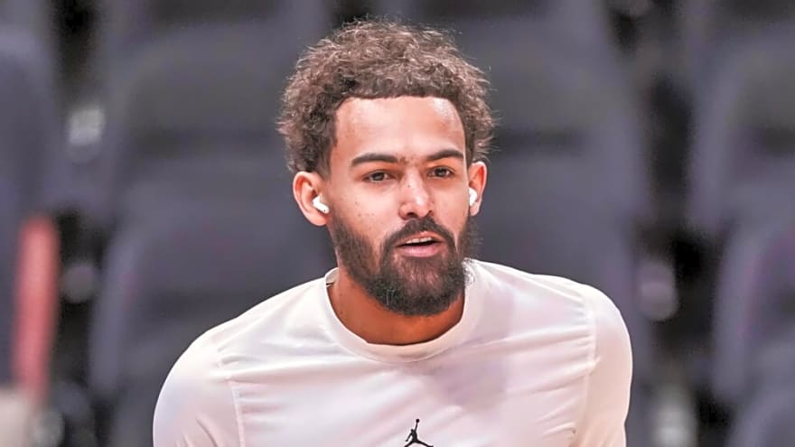 Wizards Dealt Major Blow as Trae Young Exits vs. Warriors Due to Quad Injury