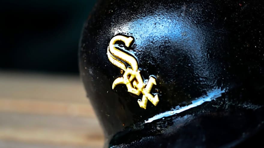 White Sox Fan Lost Her ID, Credit Card, Birth Certificate & $500 Celebrating Walk-Off Homer, And It Was Totally Worth It 