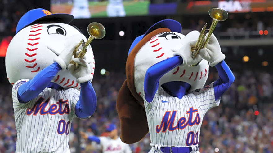 Mets Acquire Nine-Time All-Star To Extend Bullpen Options Ahead of Spring Training