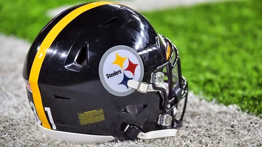 Former Steelers & Titans Wide Receiver Announces NFL Comeback After Retiring At 27