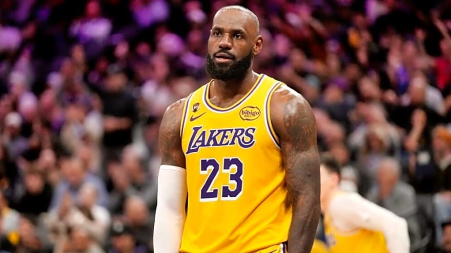 'I’ll Never Play Again': LeBron James Drops Sobering Response on His Uncertain Future