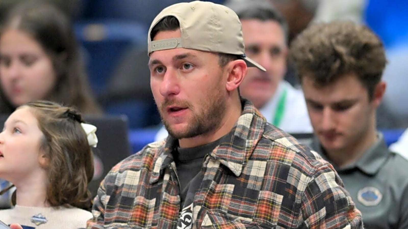 Dana White Makes Bombshell Fight Announcement Involving Johnny Manziel – Wastes No Time Placing Massive Bet 