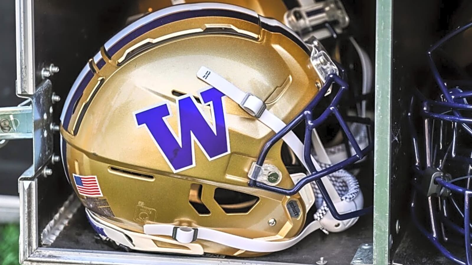 Tragic News: Washington Huskies Star Dead At 23