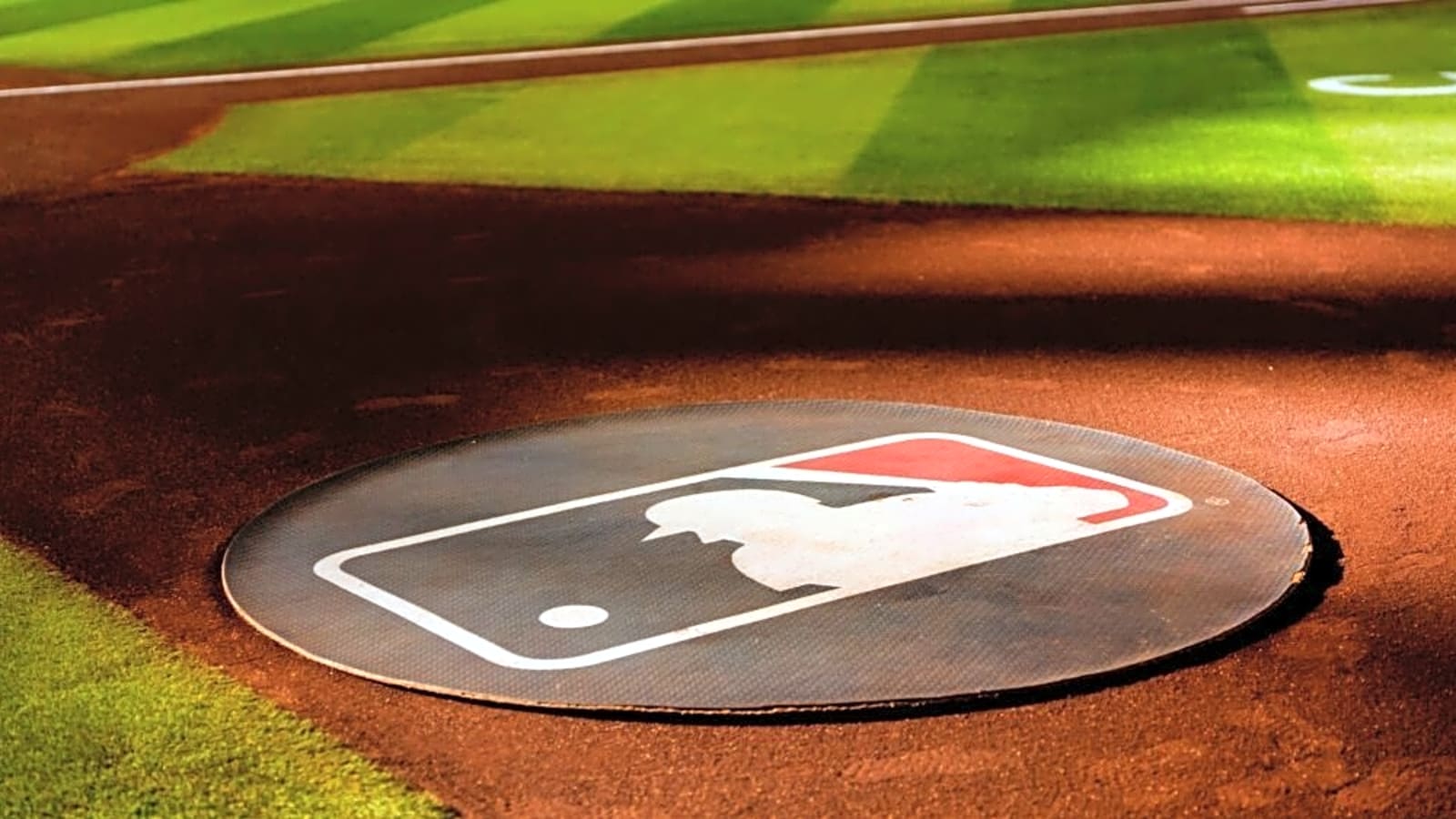MLB Prospect To Sign Record-Breaking $140 Million Deal Without Playing A Single Pro Game