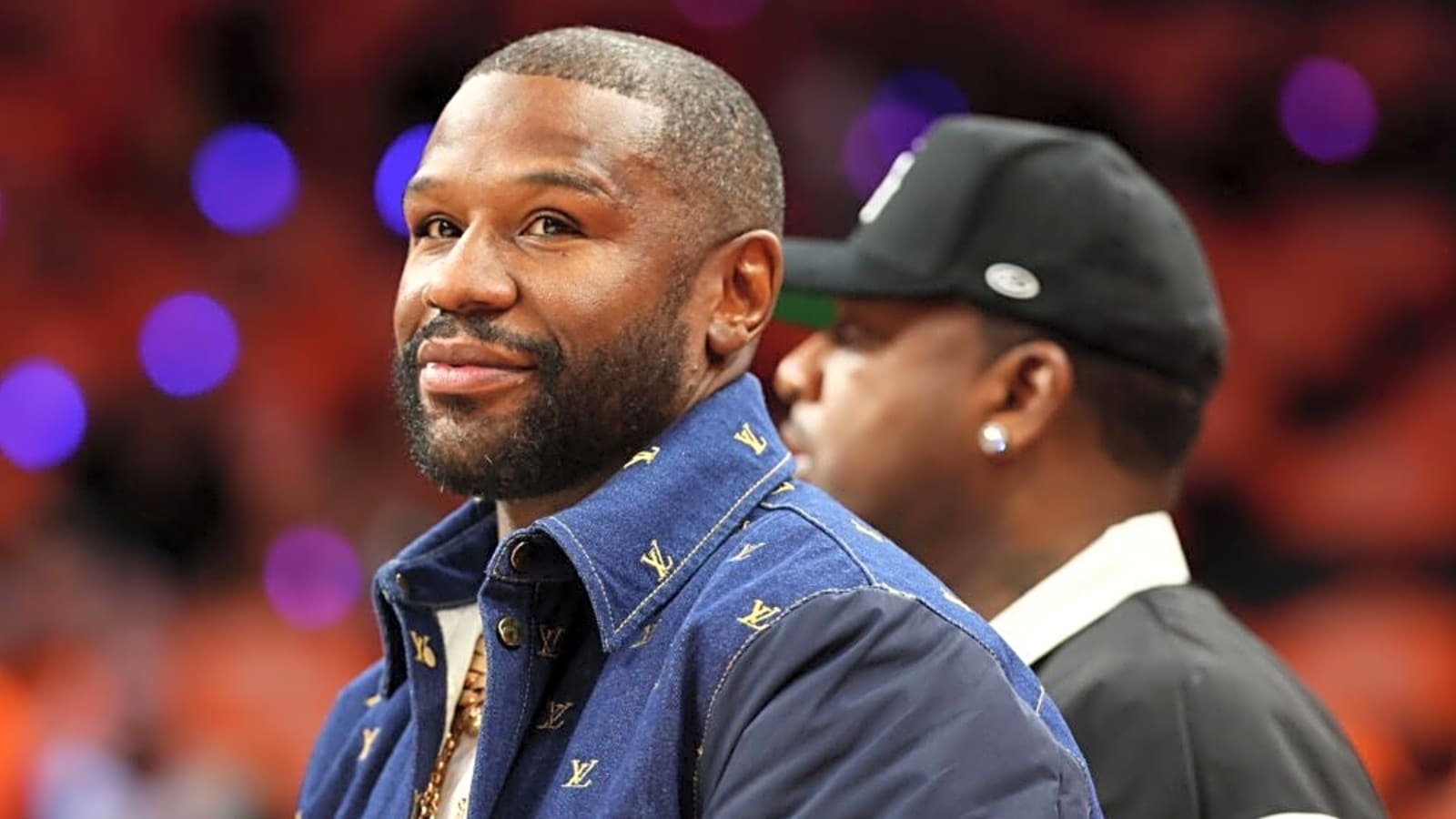 Floyd Mayweather’s Legal Woes Deepen With $100K Lawsuit Over Alleged Unpaid Jet Fees