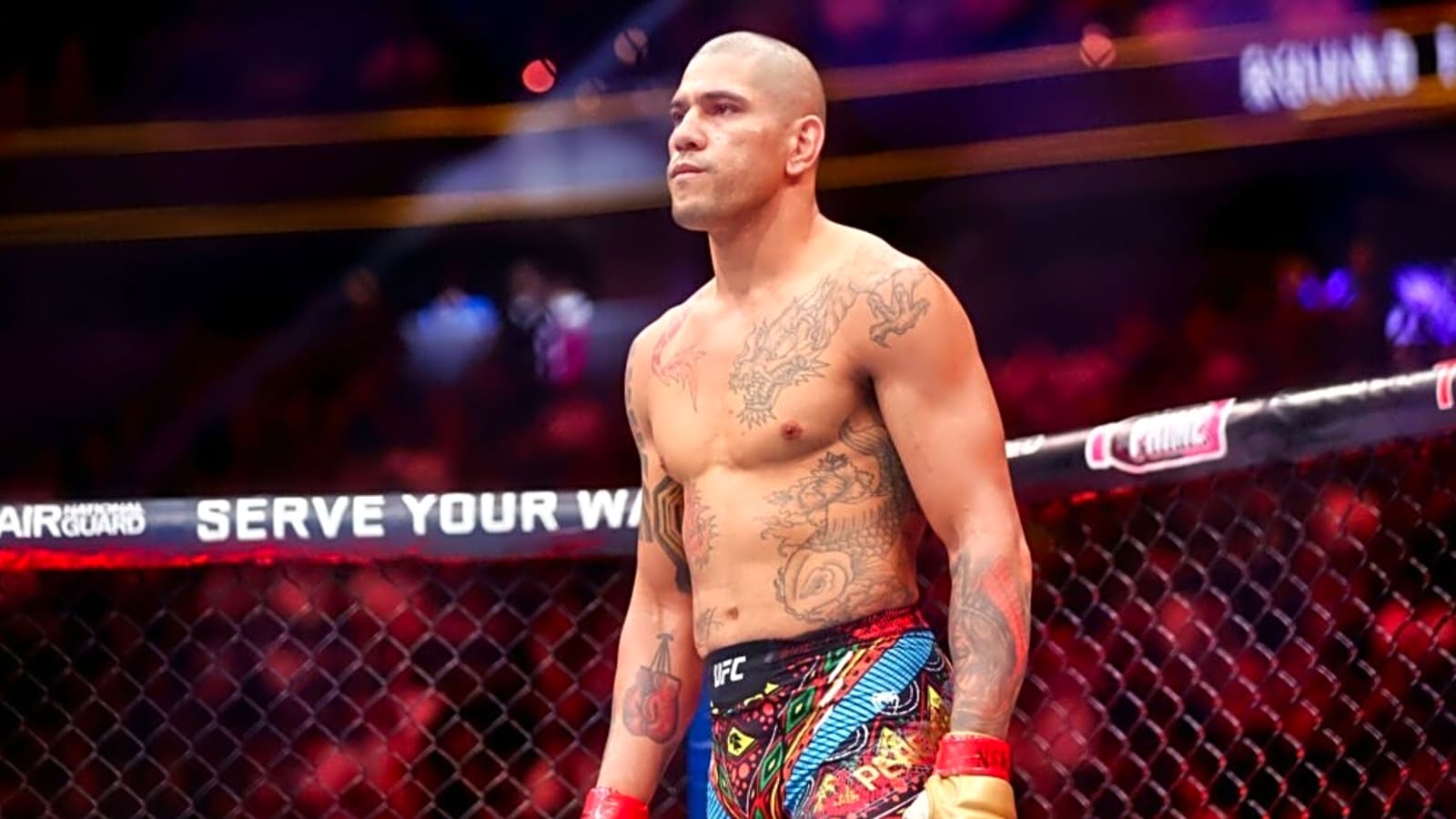 Alex Pereira’s Humongous Size Surprised UFC Veteran: 'I Don’t Know How He Got So Big'