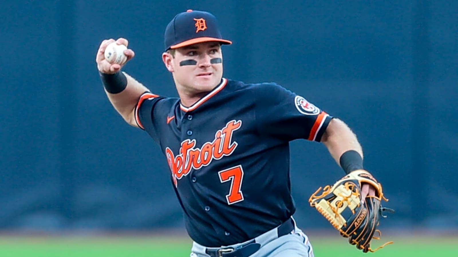Padres Outfielder Shares Playful Banter With Kevin McGonigle After Robbing Tigers Rookie Of First MLB Home Run