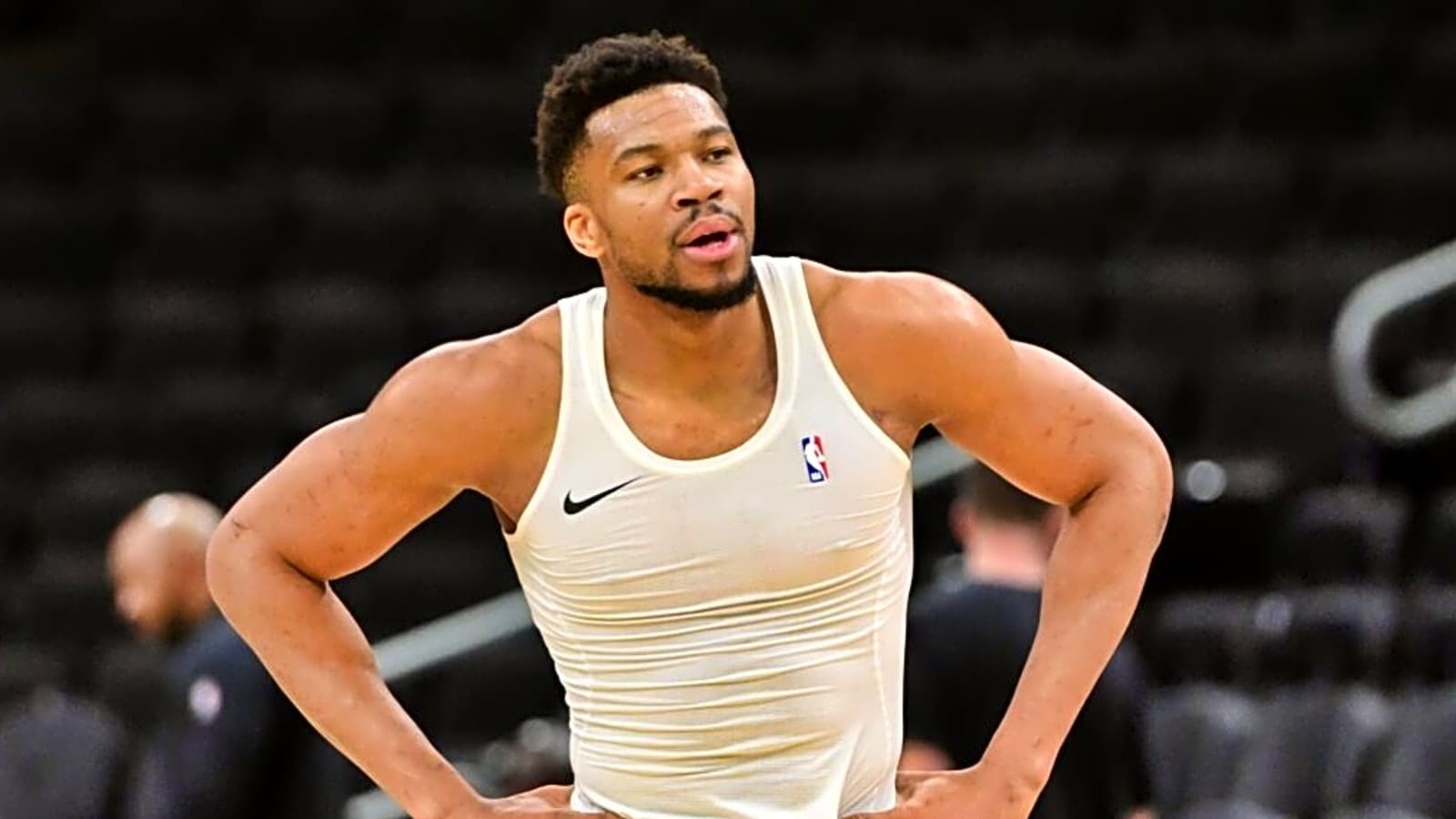 Warriors Ready to Pivot Toward Two-Time NBA Champion After Giannis Antetokounmpo Dream Appears to Fade