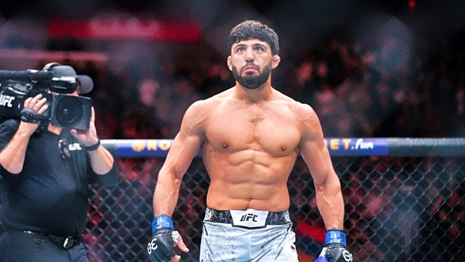Arman Tsarukyan S'impose Au Sommet Des Poids Légers De L'ufc Après Une Victoire Décisive