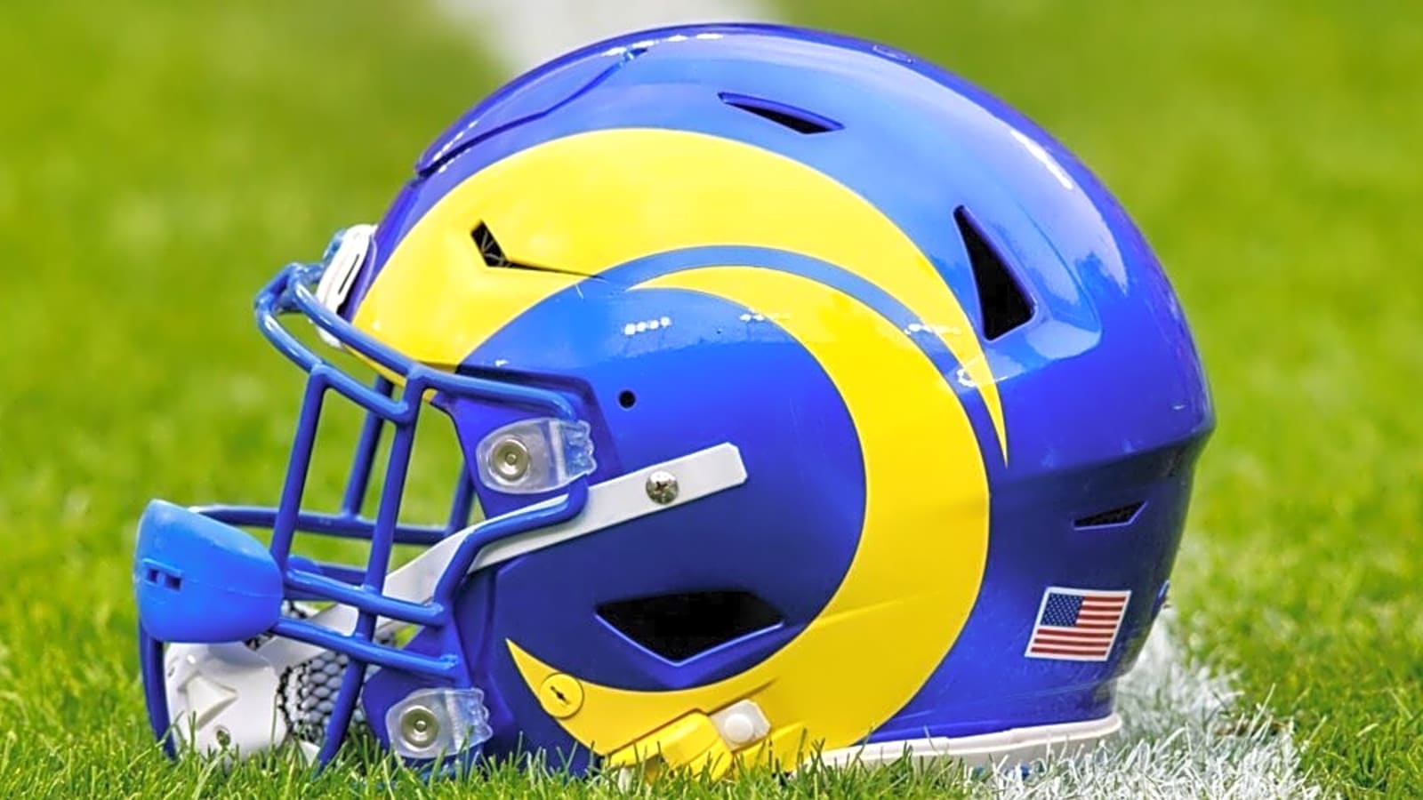 Los Angeles Rams Star & Super Bowl Champion Announces Retirement