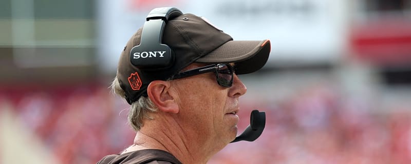 Browns' Monken admits mistake with Watson, Sanders