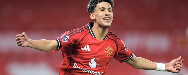 Decision in days: Update as Barcelona show strong interest in signing Man United attacker