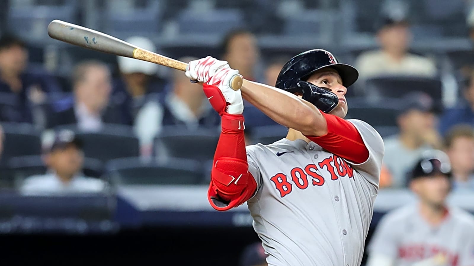Roman Anthony’s Incredible Performance in Yankee Stadium Debut Earns Huge Praise from Red Sox Teammate