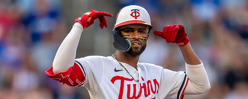 Mariners showing interest in Twins switch-hitter, relievers