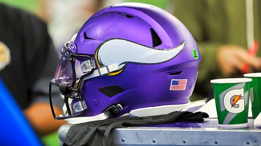 Minnesota Vikings Expected To Cut Quarterback Soon, As Starting Battle Between JJ McCarthy & Kyler Murray Heats Up