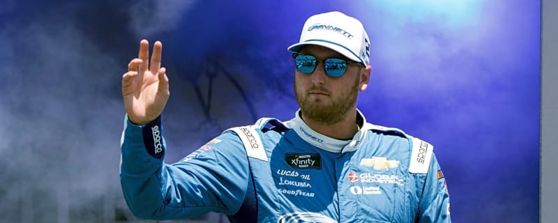 NASCAR insiders weigh in after Austin Hill's controversial move