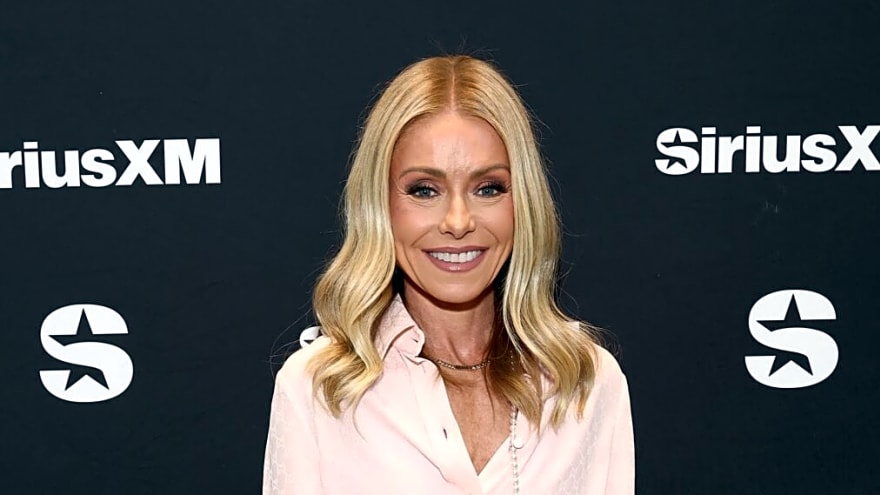 Kelly Ripa Admits She Stopped Talking to Kids After ‘Fighting and Arguing’