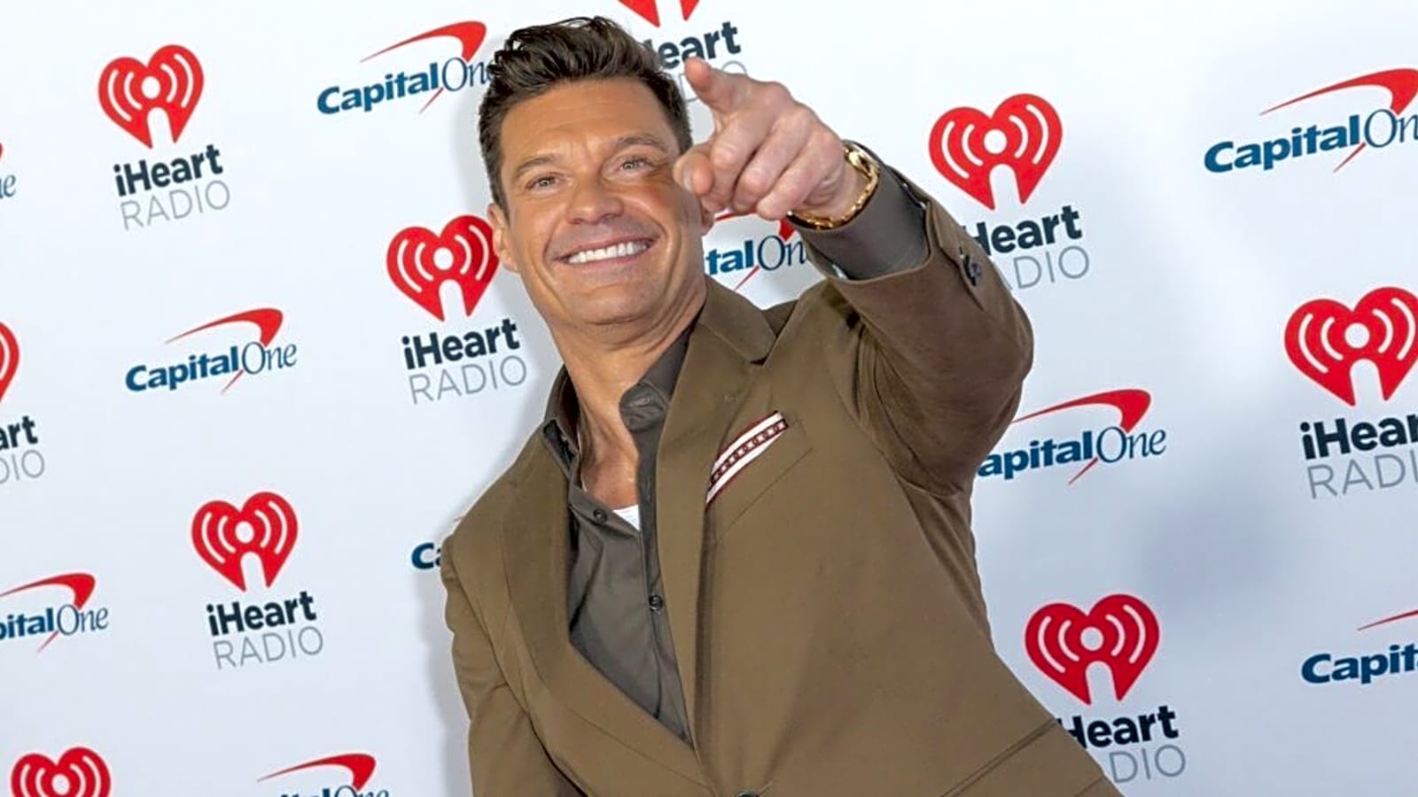 Ryan Seacrest Gets Candid About Relationship ‘Warning’ Signs