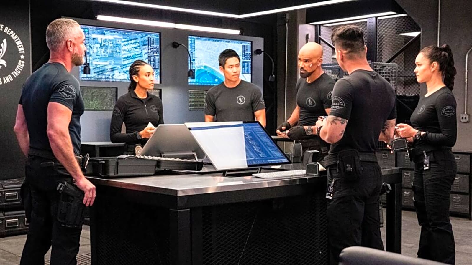 Will Shemar Moore’s ‘S.W.A.T.’ Costars Appear in New Spinoff ‘Exiles’?