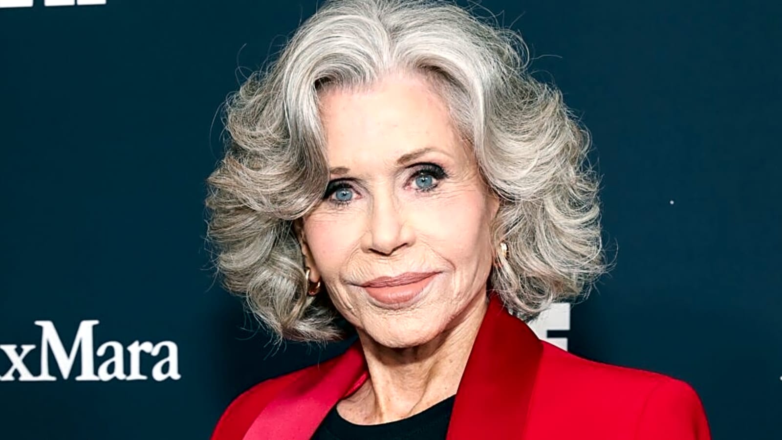 Jane Fonda Issues Blunt Warning About the $82.7 Billion Netflix-Warner Bros. Deal