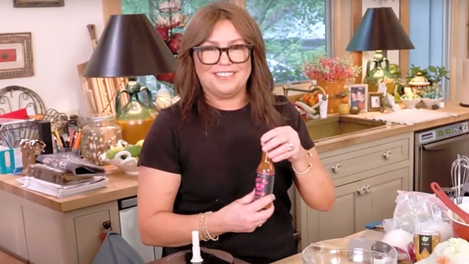Rachael Ray Returning to TV With New Season of ‘Meals in Minutes’ – Premiere Date & More