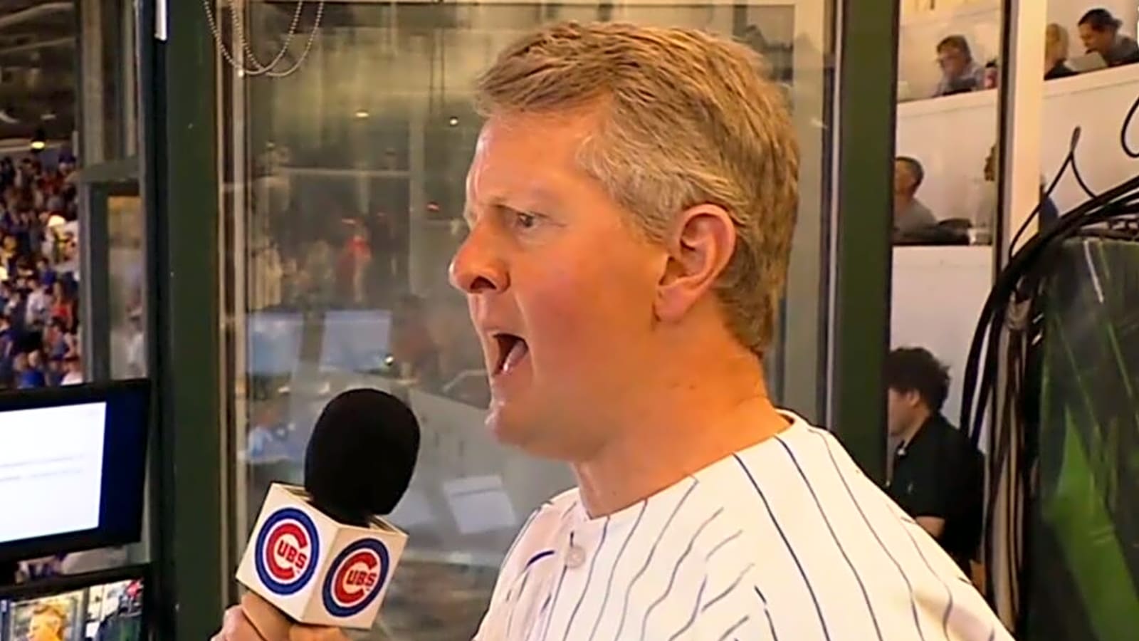 Ken Jennings Sings ‘Take Me Out to the Ball Game’ at Wrigley Field