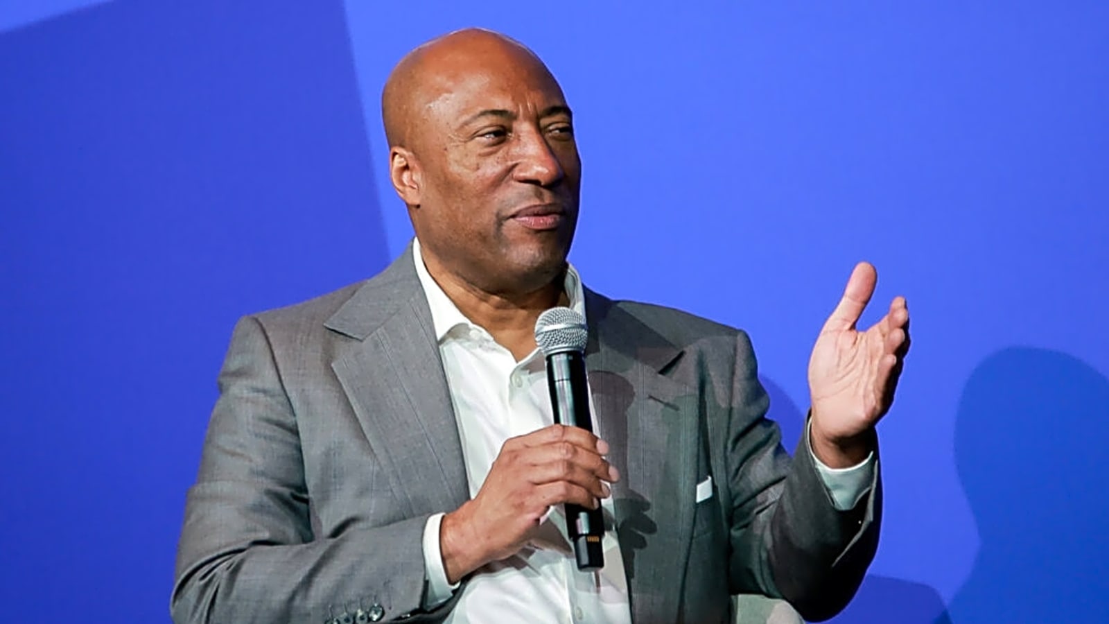 Byron Allen Buys Controlling Stake in BuzzFeed