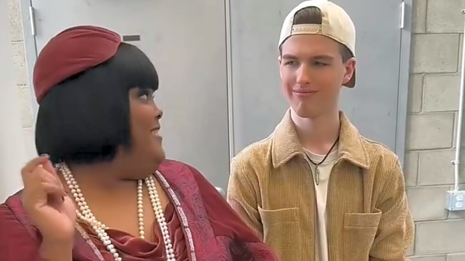 ‘Ghosts’: See ‘Young Sheldon’s Iain Armitage Behind the Scenes With the Cast (Video)