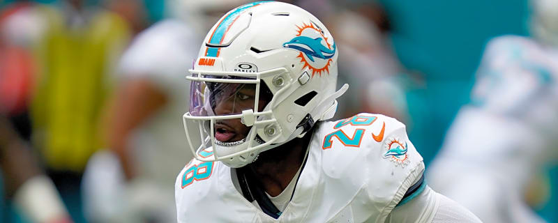 There's a condition to trade for Dolphins' De'Von Achane