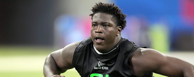 Ravens activate rookie OL Emery Jones