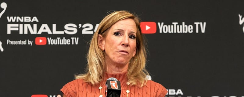 Fight between WNBA and its players starting before season even ends