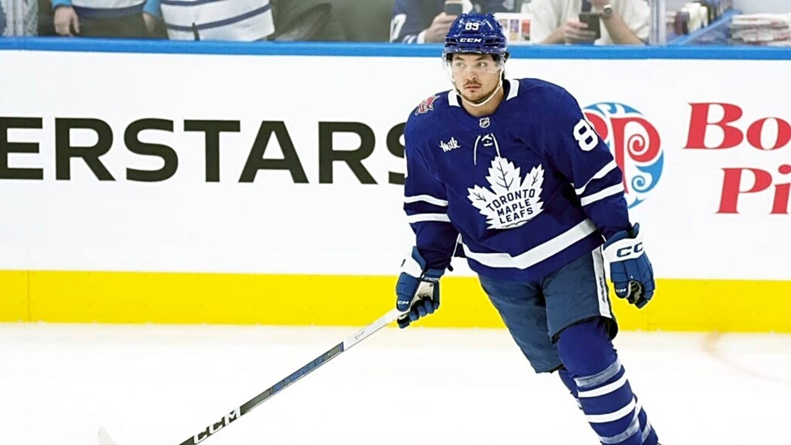 Toronto Maple Leafs, Nick Robertson avoid salary arbitration