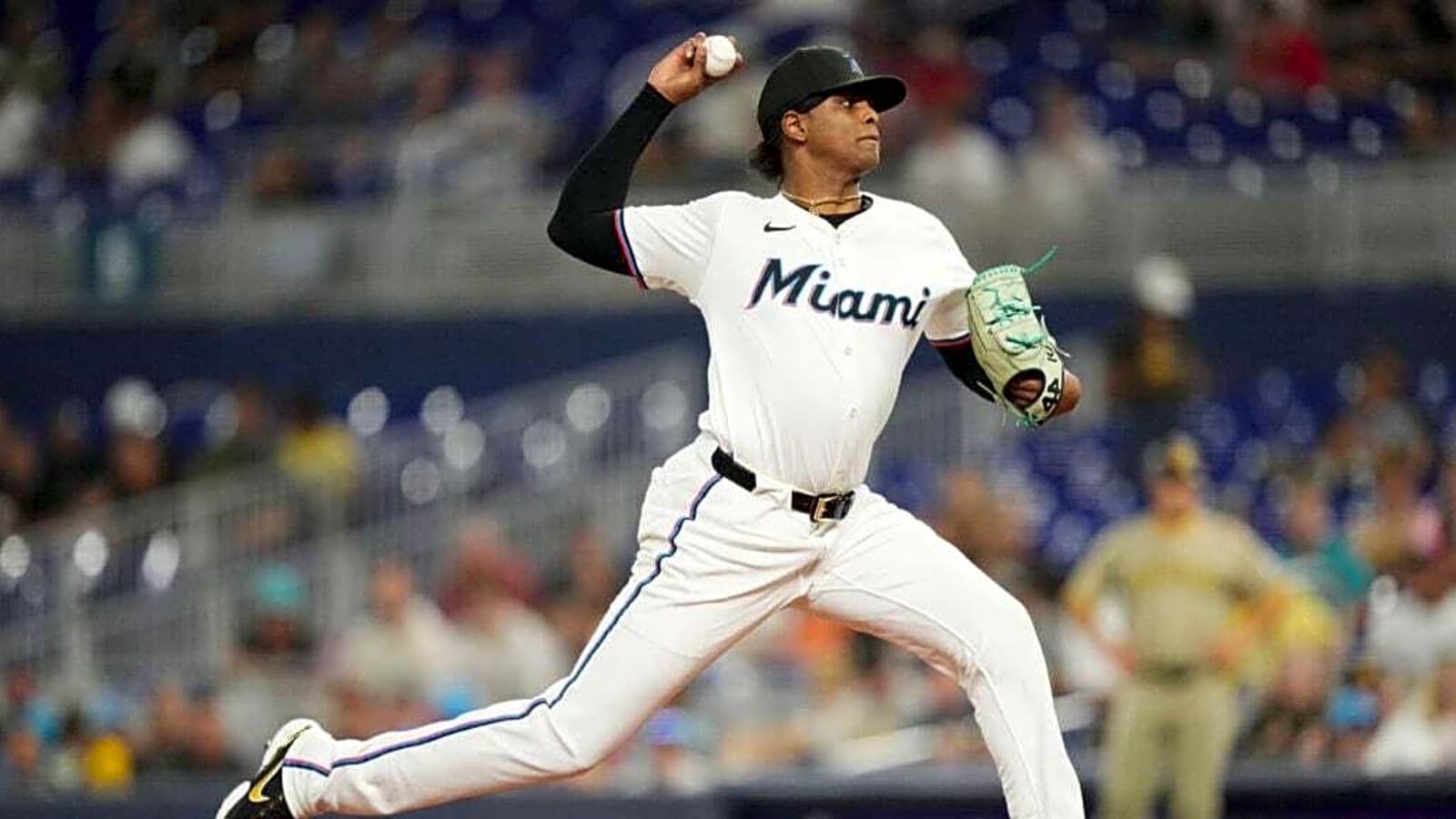 Mets Linked to Edward Cabrera in Trade Talks