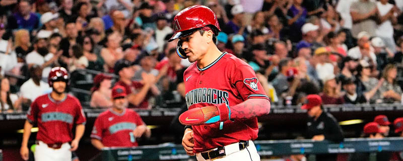 Corbin Carroll’s hot bat against Braves inches him closer to franchise greats