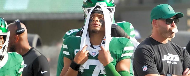 Jets' comedy of errors at QB continues