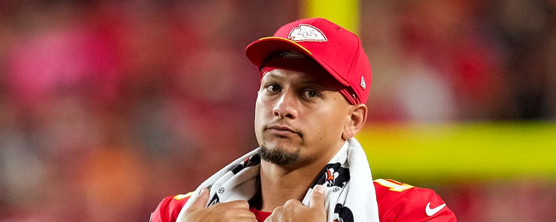 Patrick Mahomes leads way-too-early poll for obvious award