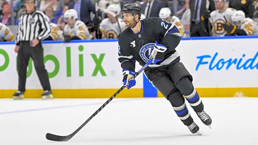  The 2 Lightning forwards who will be testing free agency on July 1