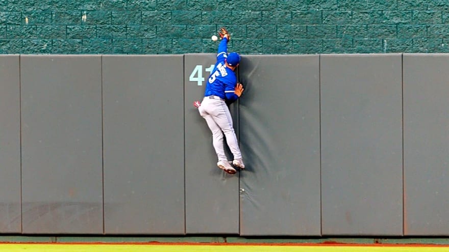 Royals’ Vinnie Pasquantino pens long response to Kauffman Stadium wall changes