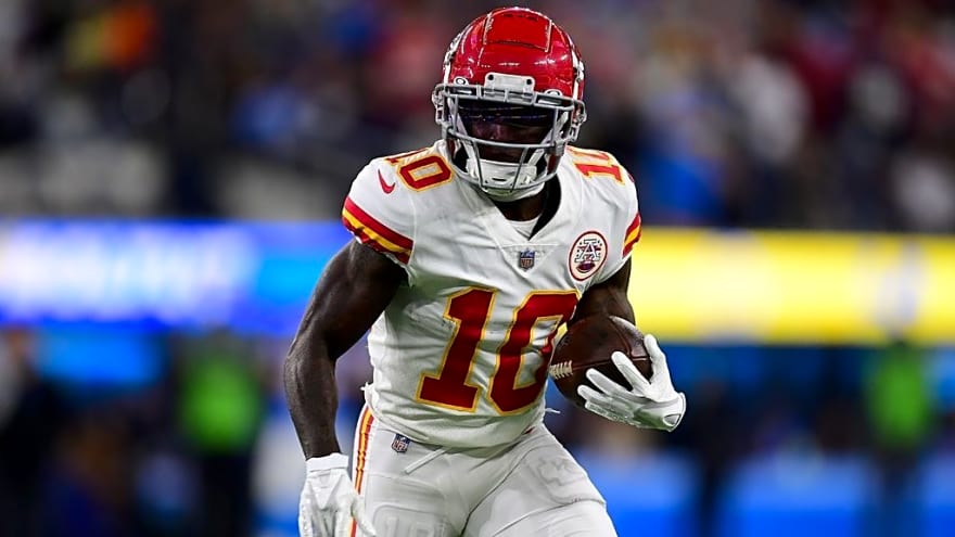 Tyreek Hill Rumors: 4 Potential Landing Spots For The Free Agent WR