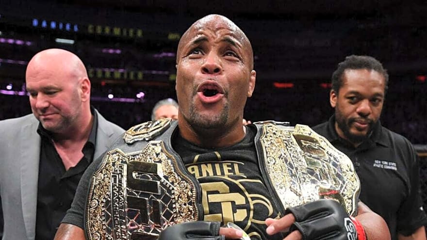 Daniel Cormier names current heavyweight contender he could fight with no training right now