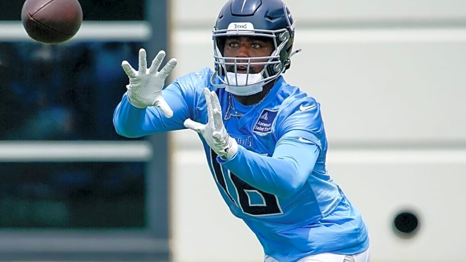 Tennessee Titans Wide Receiver Suffers Latest Injury Setback