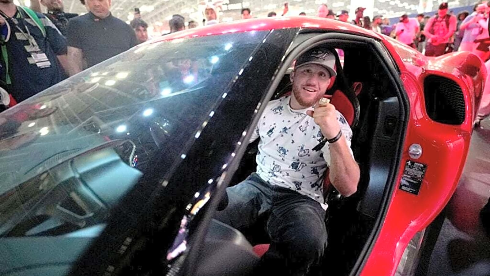 Justin Gaethje reveals sale price of Ferrari won against Kevin Durant and Rob Gronkowski