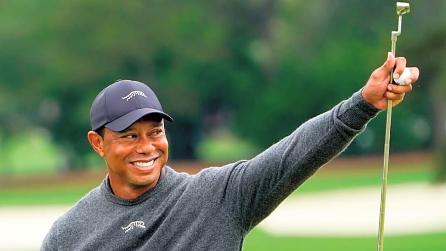 Tiger Woods Cleared to Chip and Putt After Disc Replacement Surgery
