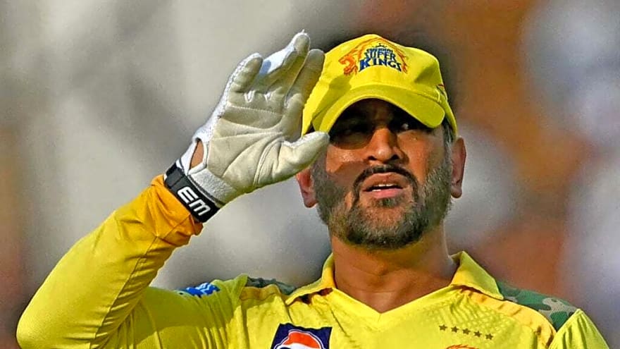 Manchester United fan MS Dhoni’s one rumoured habit confirmed by Sam Billings