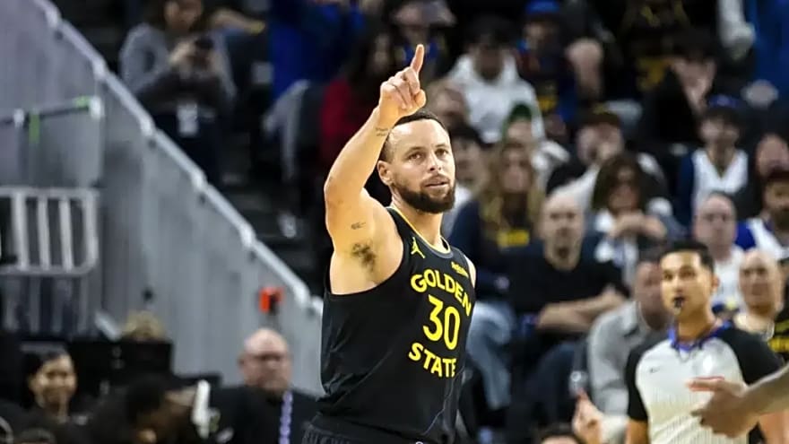 Stephen Curry Admits to 'Mental Warfare' After Warriors Scrap Past Suns
