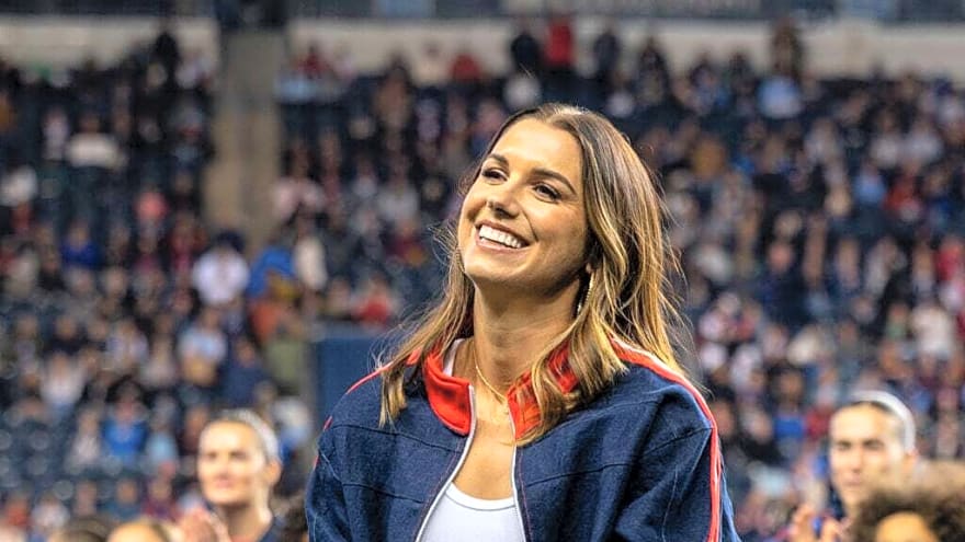 Jimmy Butler has a major fanboy moment over USWNT legend Alex Morgan